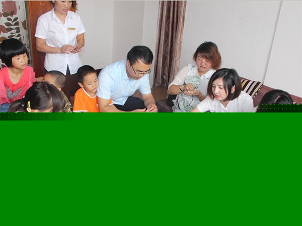 人和集團“讓愛心傳遞文明，讓奉獻精彩城市”公益活動圓滿結(jié)束 